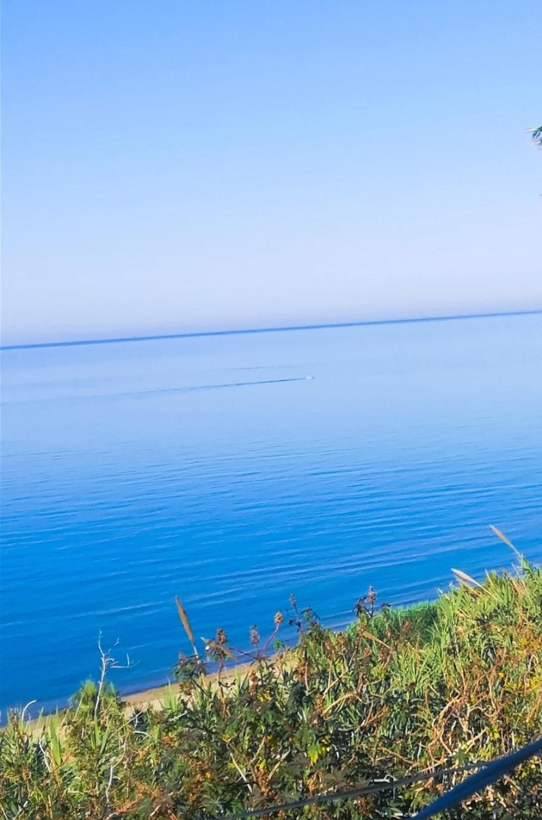 Mediterraneo Travel Gela Bagian luar foto